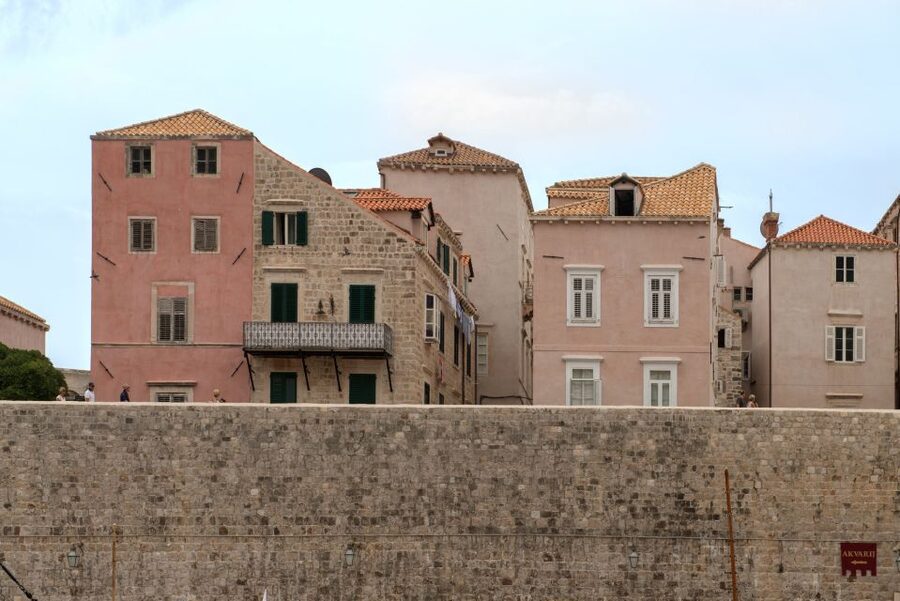 1.5-Hour Walking Tour of Dubrovnik's Old Town - Onofrio’s Fountain and the water that reached Dubrovnik