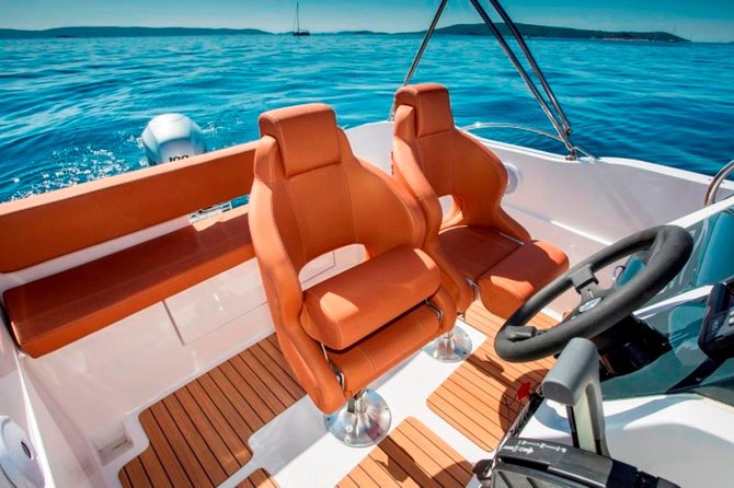 2 hours Elafiti Islands Private Tour by Barracuda 545 - The skipper can shape the experience