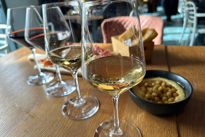 2 Hours Wine Tasting in Dubrovnik Old Town - What the evening schedule feels like