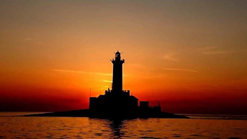 3hours Dolphin Sunset watching with unlimited drinks +dinner - Porer Lighthouse and Its Austro-Hungarian Past