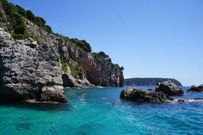 4h / 6h / 8h Elaphite Islands Tour with 6.5m/21FT SunDeck Boat - Sunj Beach brings sand to an island-hopping day