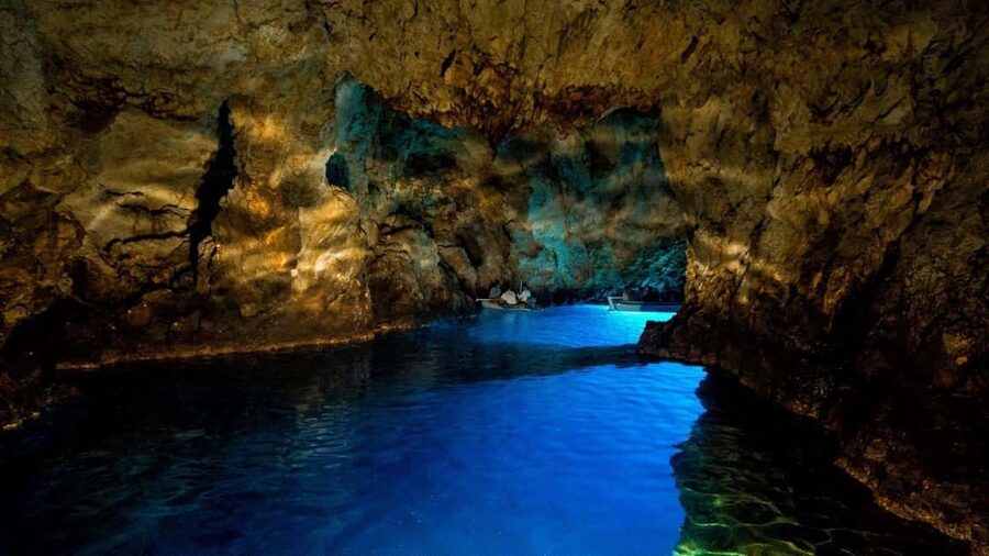 Adriatic Adventure: Blue Cave & 6 Islands Speedboat Escape - Leaving Split by speedboat