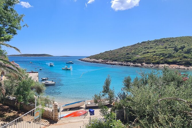 All-inclusive Gastro Blue Cave Tour from Split - Morning pastries and the long run to Biševo