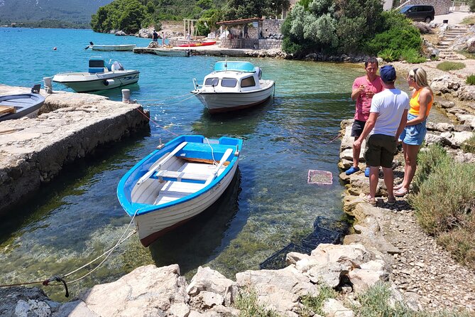 Authentic private viewpoint wine&dine tour - Booking and cancellation details to keep in mind