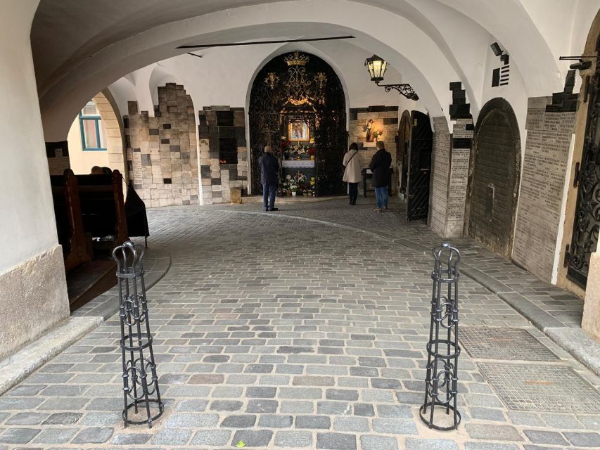 Best of Zagreb Walking Tour - Zagreb Cathedral and the city’s sacred center