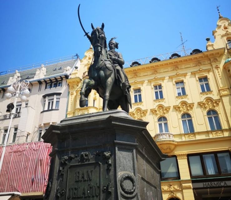 Best of Zagreb Walking Tour - Dolac Market and the story of Kumica