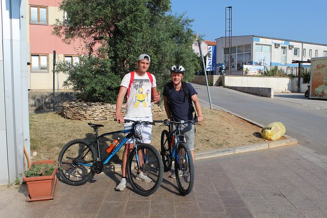 Bike Experience through Kamenjak - A possible stop at an Istrian farm