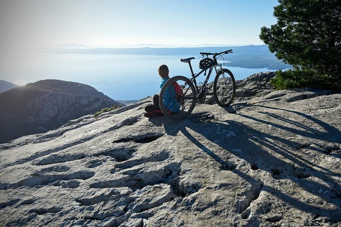 Biking Vidova - Skrip & museum of olive oil - Splitska - Postira - Starting above Brac instead of grinding uphill