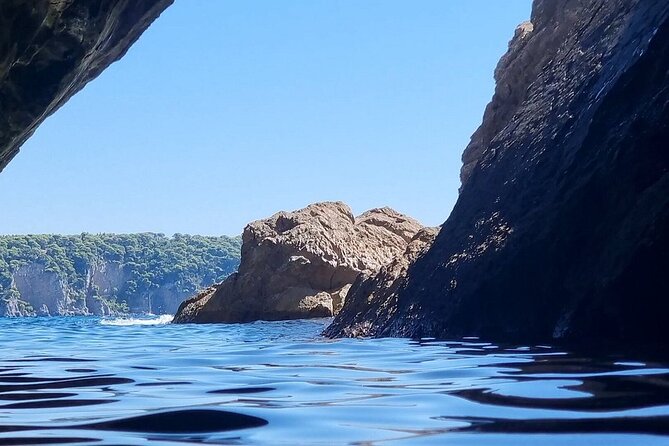 Blue and Green Cave Tour from Dubrovnik,private speed boats - The 20-minute run to Kolocep