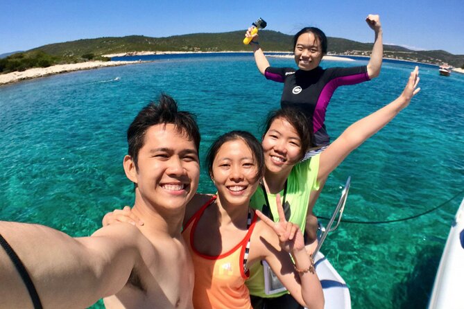Blue Cave and Hvar 5 Islands full-day Speedboat Tour from Split - Stiniva Cove: beautiful, but not always a beach stop