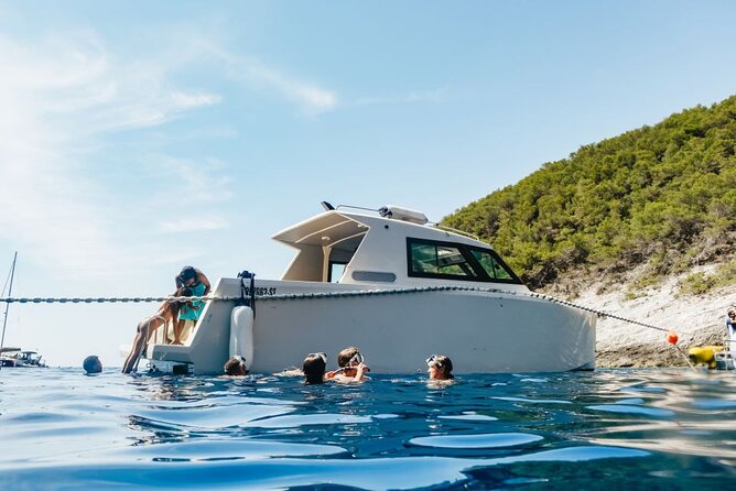 Blue Cave and Hvar 5 Islands full-day Speedboat Tour from Split - Pakleni Islands and the final approach to Hvar