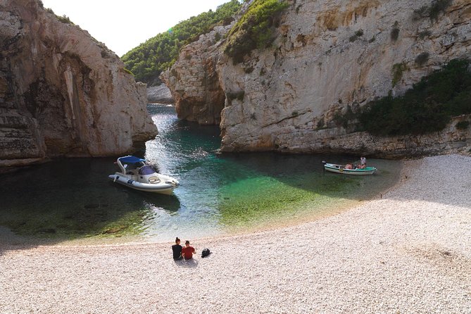 Blue Cave and Pakleni Islands group Tour from Hvar - Vis and the skipper’s flexible choice