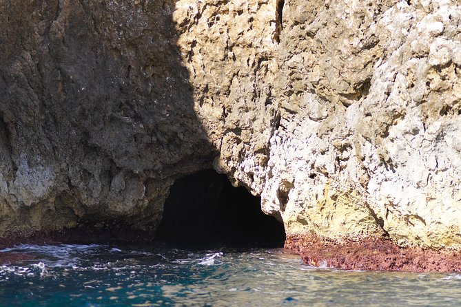 Blue Cave and Pakleni Islands group Tour from Hvar - What the skipper adds to the day
