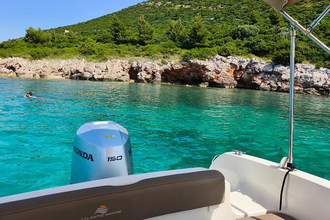 BLUE CAVE & ELAPHITI ISLANDS 4 HOURS ALL INCLUSIVE boat tour - Koločep’s Blue and Green caves