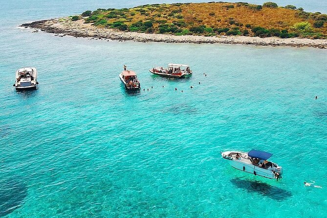 Blue cave group tour with swimming and snorkelling from Hvar - Lunch at Palmizana or a fishing village