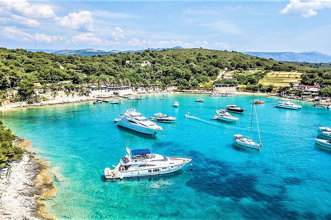 Blue cave group tour with swimming and snorkelling from Hvar - What the guides add to the day