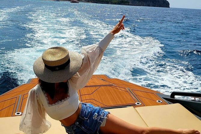 Blue Cave & Hvar, 5 Islands Speedboat with Luxury Seats in Shade - The Pakleni Islands lead you toward Hvar