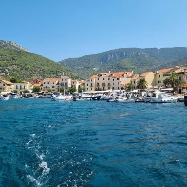 Blue Cave & Island Treasures: Komiža & 5 Gems Boat Tour - What to pack for a comfortable day