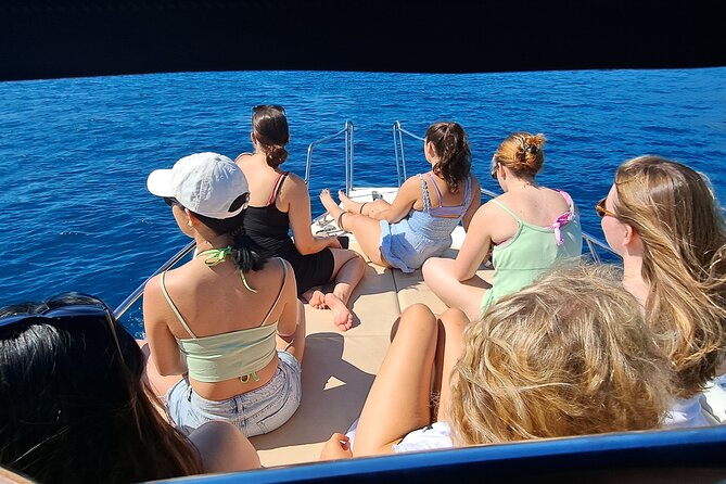 BLUE CAVE private speedboat tour with drinks - What is included, and what is not
