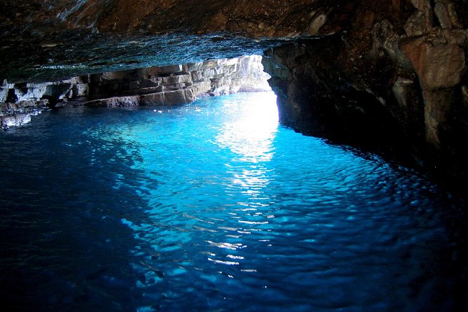 Blue Cave Small-Group Boat Tour from Dubrovnik - Drinks, food, and the real value of $84.65