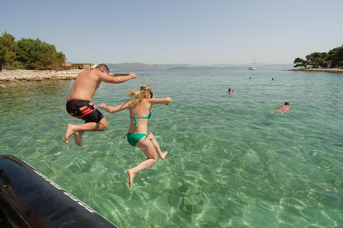 Blue Lagoon & 3 Islands Small-Group Speedboat Tour - Blue Lagoon and Krknjaši Bay: the main swimming stop