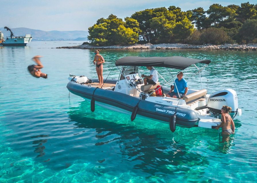 Blue Lagoon and hidden gems of island Šolta - Should you book Blue Lagoon and Šolta?