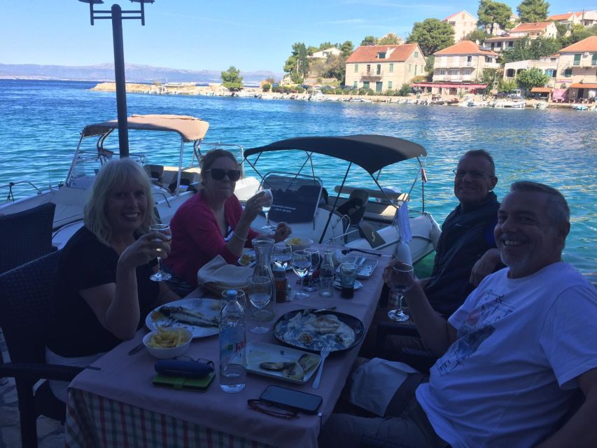 Blue Lagoon and hidden gems of island Šolta - The skipper matters more than the brochure