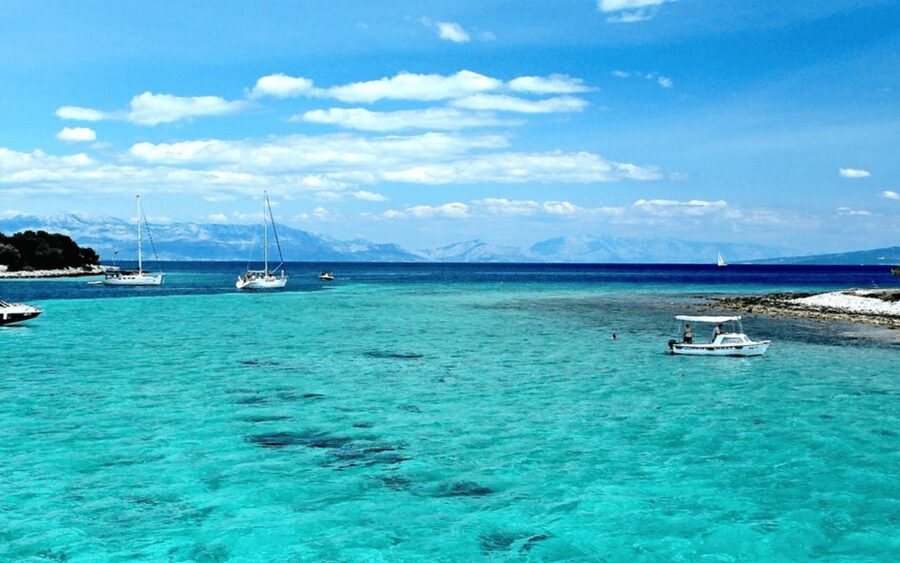 Blue Lagoon Boat Tour from Trogir with Lunch and Drinks - Fresh fruit on the ride back to Split