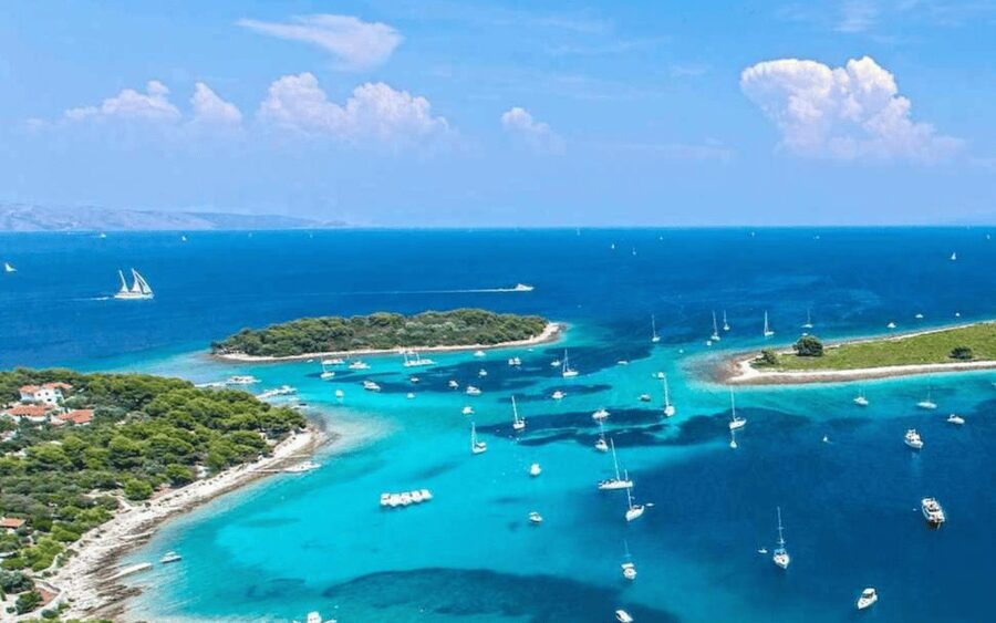 Blue Lagoon Boat Tour from Trogir with Lunch and Drinks - Who will enjoy this boat day most