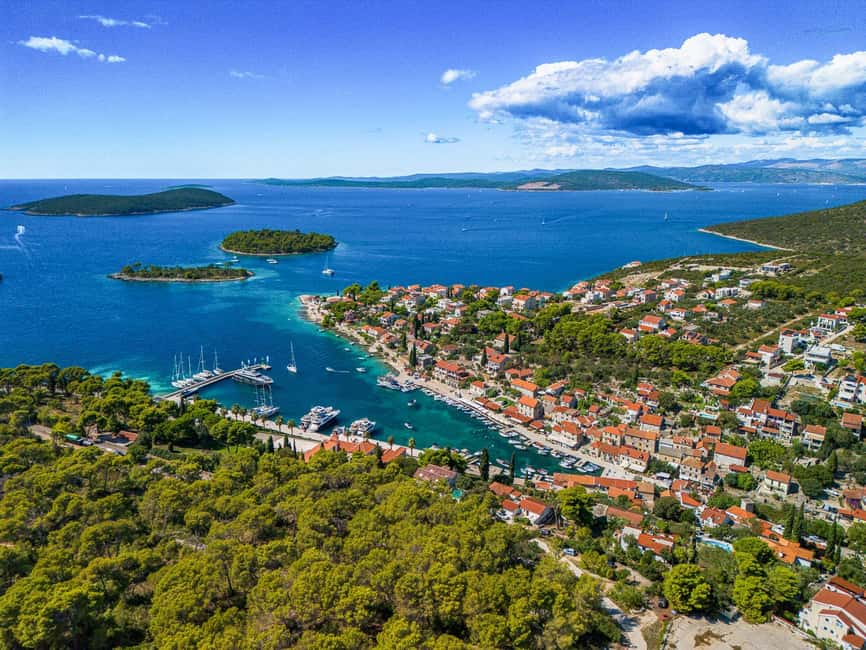 Blue Lagoon & Šolta Small-Group Boat Tour from Split - Leaving from the west coast of Split