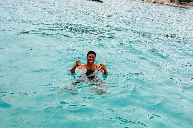 Blue Lagoon Tour from Split with Bottled Water and Wine Included - The speedboat ride, music, and crew