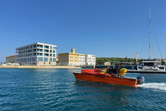 BOAT & KAYAK! Sea Adventure - Snorkeling & Cliff Jumps - The boat ride makes the launch easier