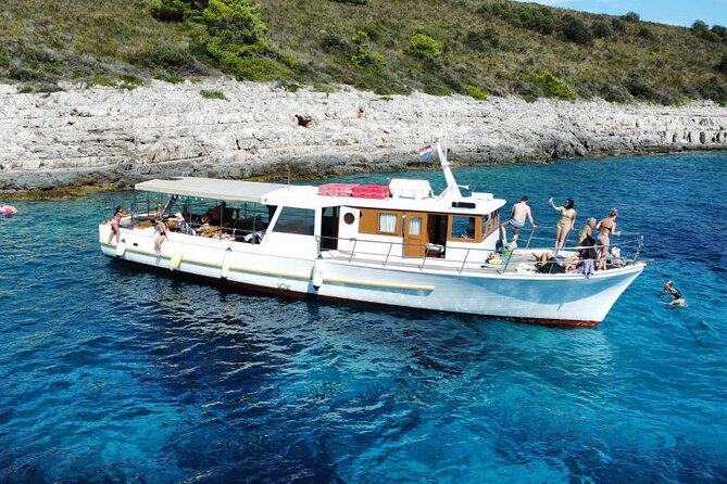 Boat Tour at Delfina Hvar - Who will enjoy this most