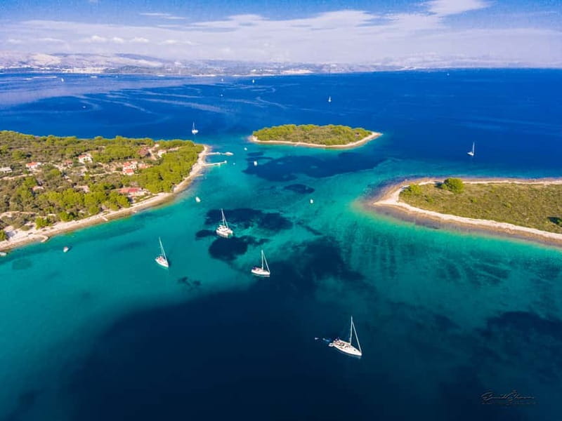 Brač: Blue Cave Island Hopping Luxury Tour - Komiža and the slower side of Vis