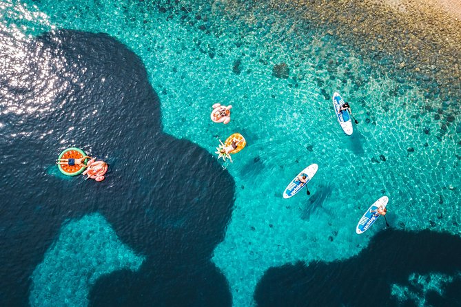 Brac, Hvar, & Solta Day Trip: Snorkeling, Wine & Lunch from Split - Lunch in a fisherman’s bay