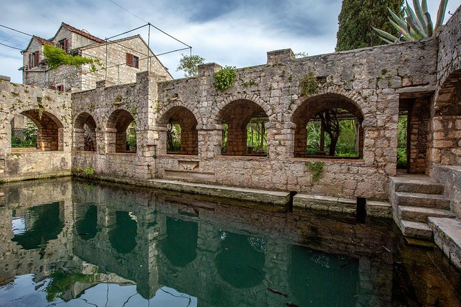 Brac, Hvar, & Solta Day Trip: Snorkeling, Wine & Lunch from Split - Northern Brac before the crowds