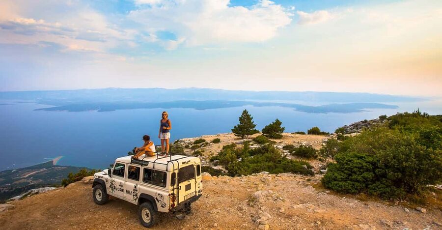 Brač: Island Exploration Tour by Four-Wheel Drive Jeep - Zlatni Rat: the famous stop with limited beach time