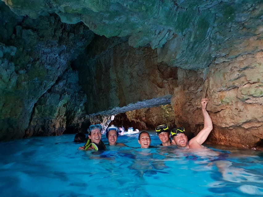 Cape Kamenjak: Cave and Safari Experience by Kayak - Paddling toward Big and Small Kolombarica