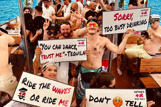 Captain’s Boat Party Split–Blue Lagoon Swim Stop + Free Shots &DJ - How the five-hour timing shapes your day