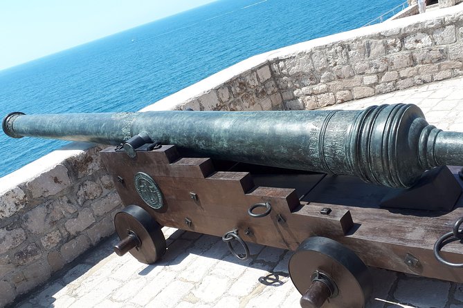 City Walls Legends and Facts Tour - Booking, cancellation, and timing tips