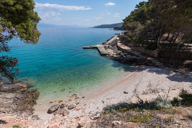 Cycle Hvar Tour - Guides who add a local voice