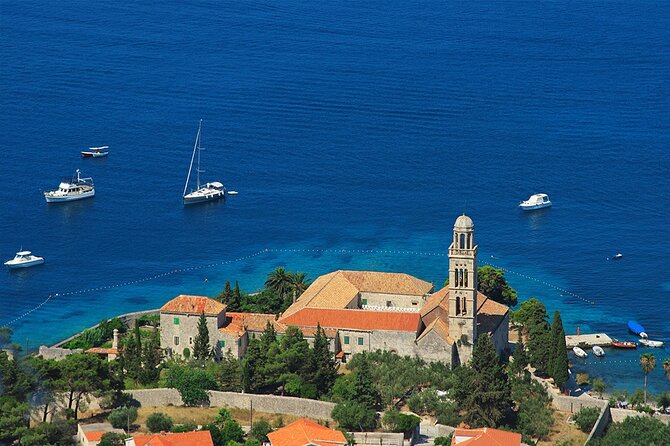 Dalmatian route - Panoramic flight over Brač, Hvar, Šolta & Split from Brač - Hvar Town and the observatory above the harbor