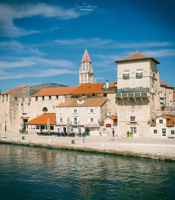 Discover Trogir: Guided Walking Tour of a Medieval Gem - St. Lawrence Cathedral and the Details Above You
