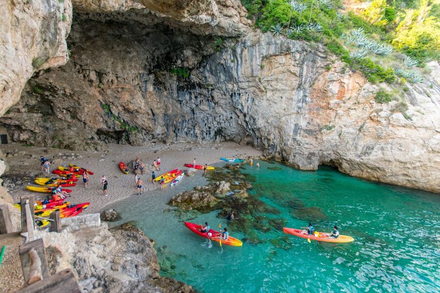 Dubrovnik: 2 or 3-Hour Morning Kayaking & Snorkeling Tour - Lokrum from the water