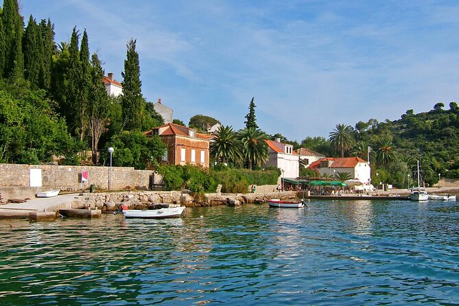 Dubrovnik: 3 Islands Boat Tour with Lunch & drinks(FR, ES, EN) - Šipan: a short taste of island life