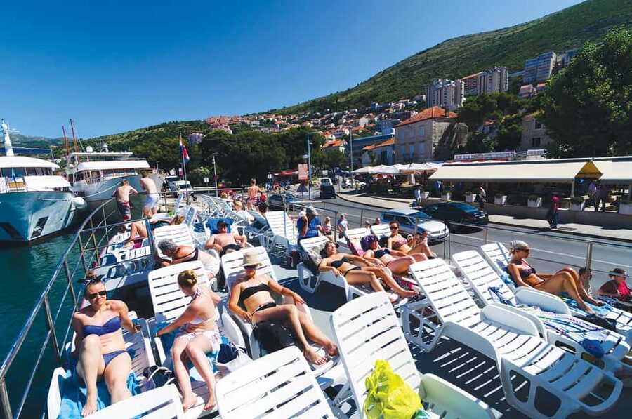 Dubrovnik: 3 Islands Boat Trip with Drinks (FR, ES, IT, EN) - Key things to know before booking