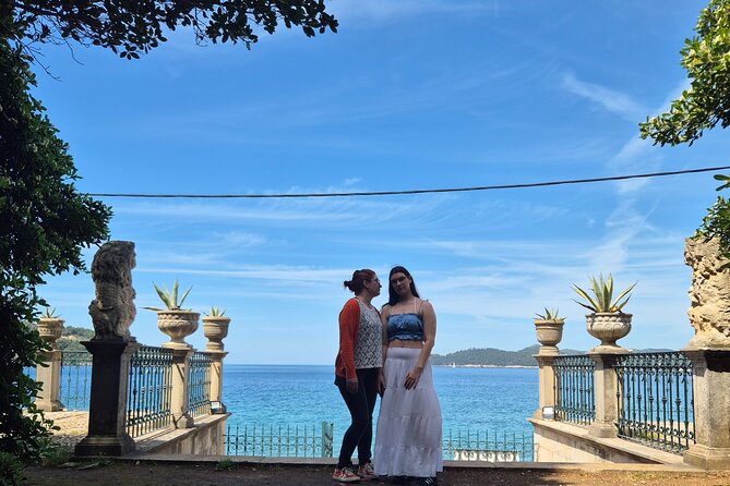 Dubrovnik: 3 Islands Fun Day Trip by Boat (Host: EN,FR,ES) - Food, drinks, and the party-boat question