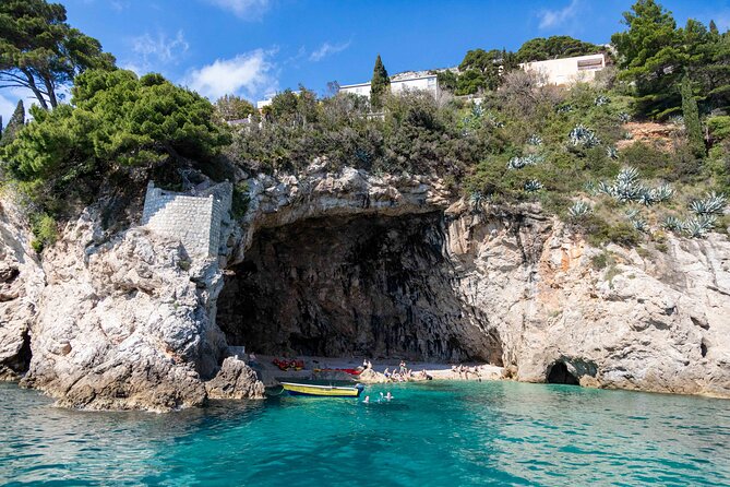 Dubrovnik 45 minute Panoramic Cruise - Finding the boat without wasting your afternoon