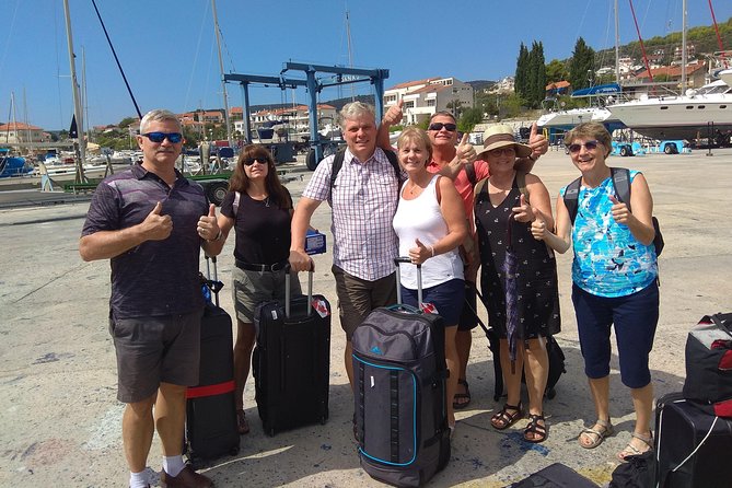 Dubrovnik Airport to Split Private transfer 1-8 pax (Door to Door any location) - Included stops versus paid detours