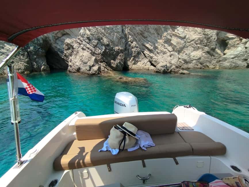 Dubrovnik: All-inclusive Islands and Caves Private Boat Tour - Šunj Beach on Lopud, the family-friendly stop